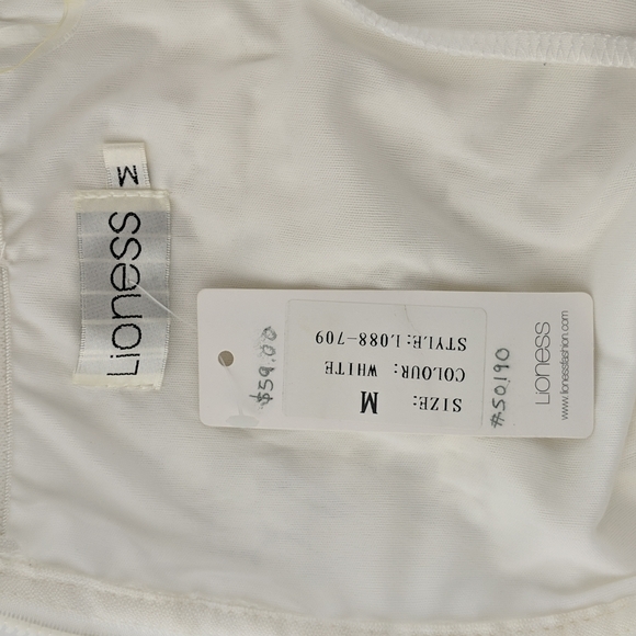 Lioness Dress Size Medium White Lined Cap Sleeves Zip-up Back Lace Fringe BNWT - Picture 6 of 8